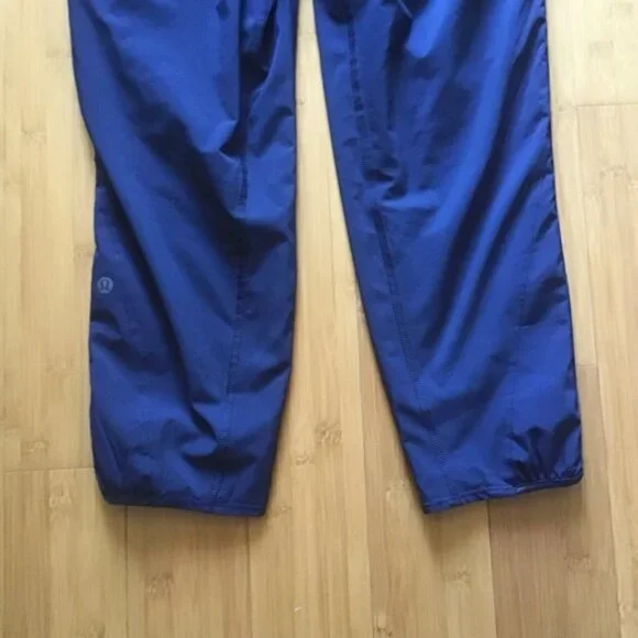 Lululemon Satin Trim Tuxedo Pant Navy Like New - Picture 11 of 14